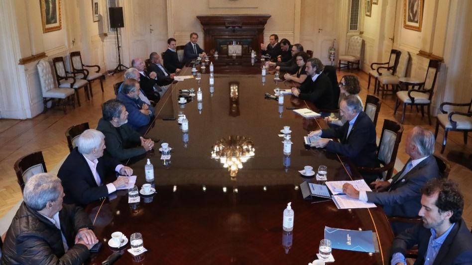 El Gobierno analizó con representantes sectoriales la apertura paulatina del aislamiento social obligatorio