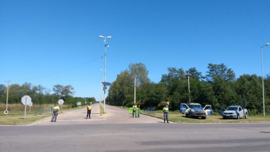 Intendentes del interior se resisten a la cuarentena administrada y aumentan controles