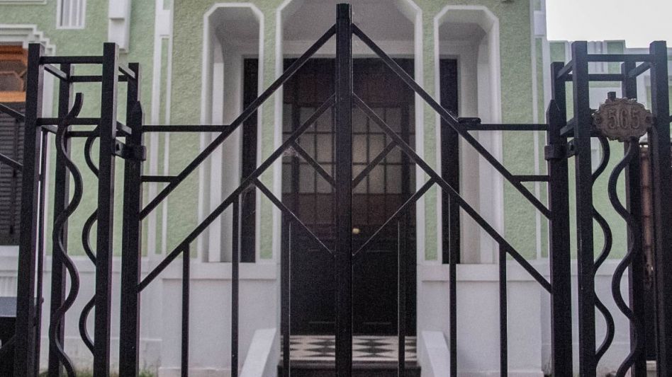 Farmacias atienden en  sus horarios habituales