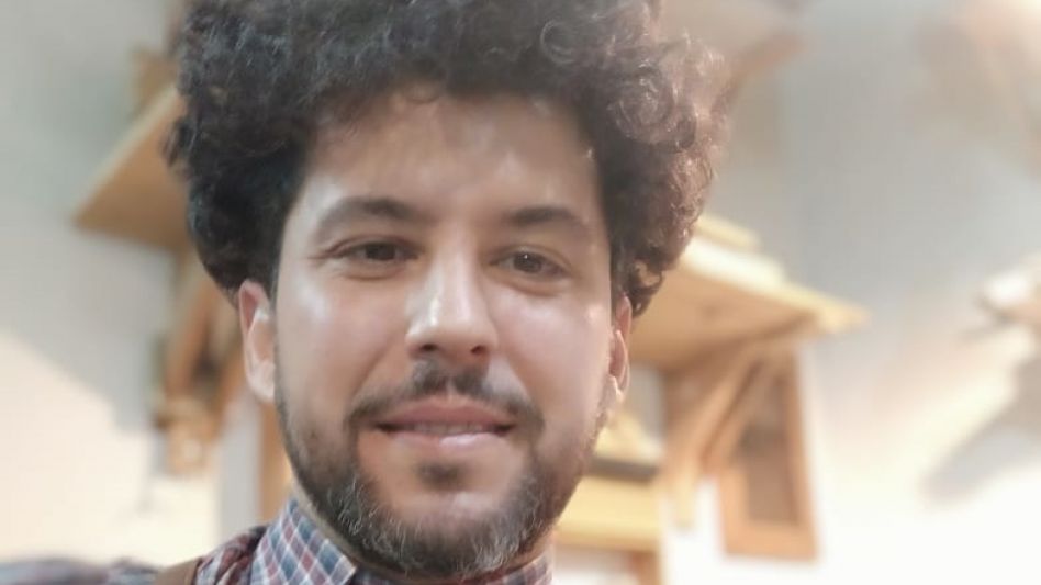 Santiago Lewis está trabajando en un proyecto que articula varios actores culturales con financiamiento del Estado. Su objetivo principal es el desarrollo económico en Azul. FOTOS GENTILEZA SANTIAGO L