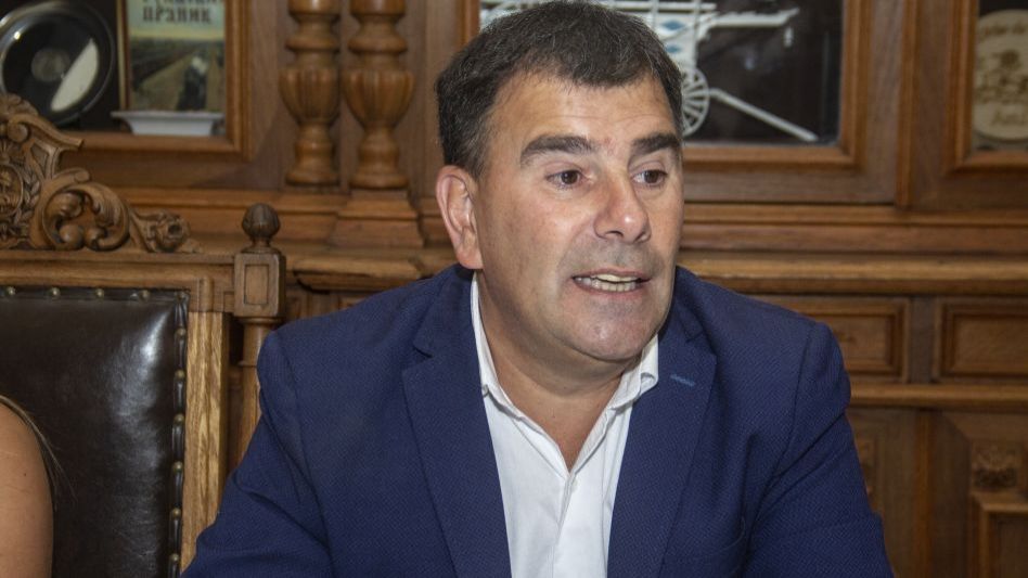 "Vamos a permitir flexibilizar, con la garantía del compromiso social de cada actividad", dijo Bertellys