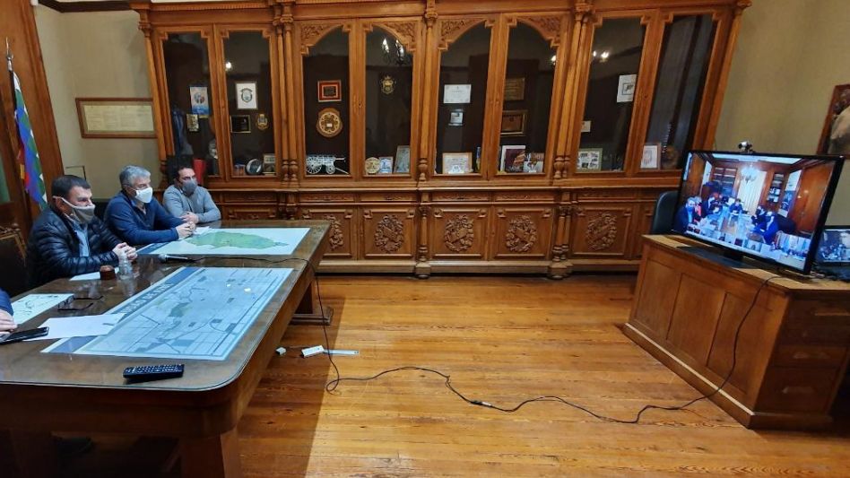 Provincia presentó una línea de leasing para municipios