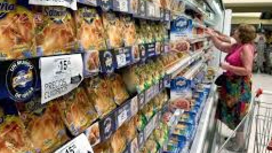El gobierno prorroga el programa Precios Máximo, que vence el martes