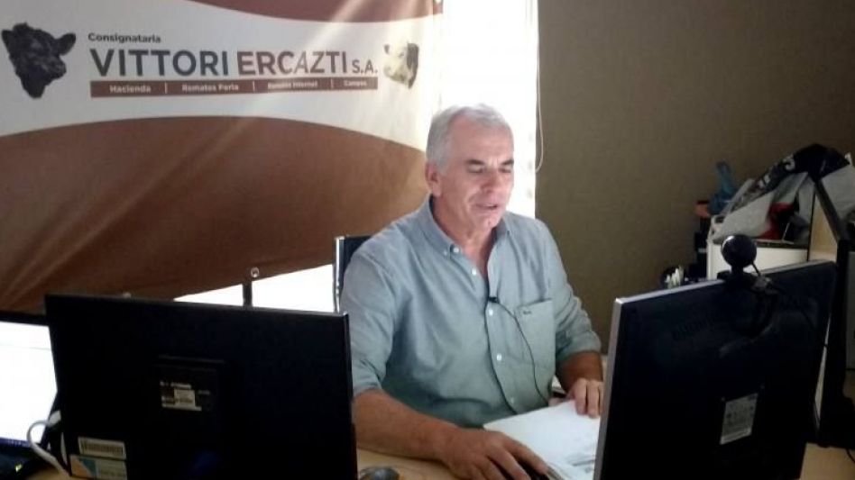 Más de 4 mil cabezas por Internet y topes de 124,80 en la venta liderada por Juan José Ercazti.  