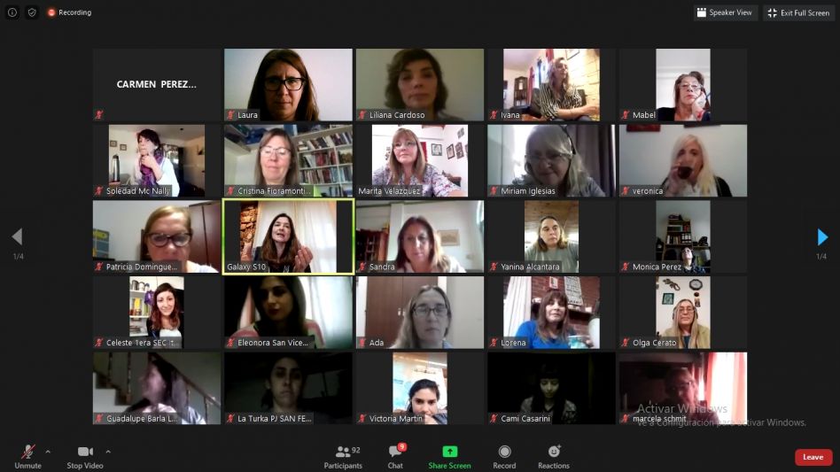 La dirigente de la 26 de julio, Laura Aloisi, participó del conversatorio encabezado por la ministra Estela Díaz.