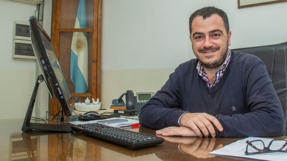 Xavier Cabrera Cisneros, titular de la UDAI Azul de ANSES. NICOLÁS MURCIA 