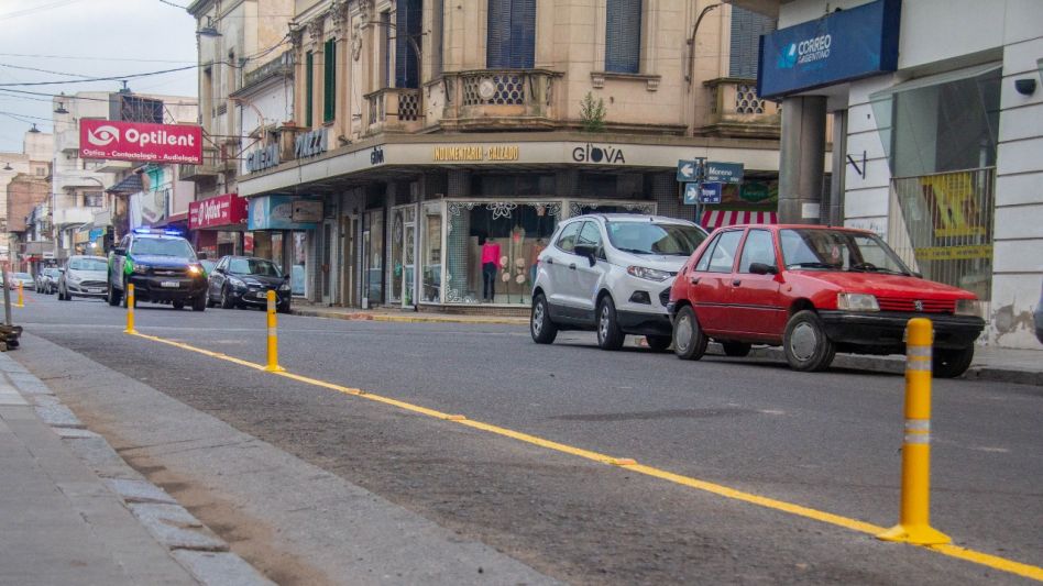 Repudian que la Comuna haya contratado una empresa para hacer la obra en el centro