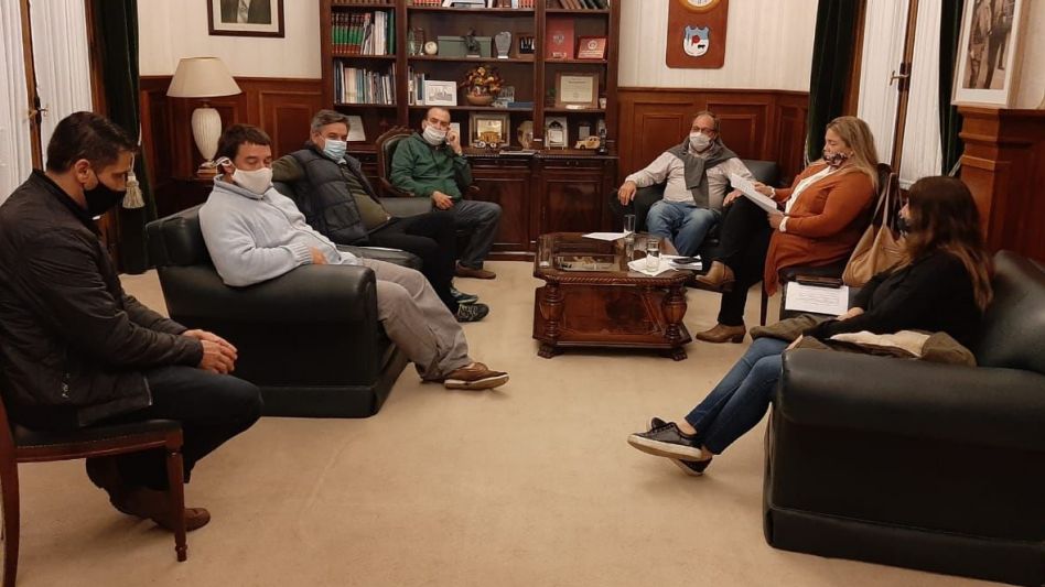 El domingo último se reunió el Comité de Crisis de General Alvear, donde se resolvió incorporar a los presidentes de bloque del Concejo Deliberante y de dispusieron nuevas restricciones. AGENCIA GENER