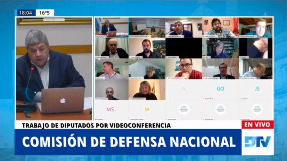 El ministro Rossi y funcionarios de las fuerzas armadas  brindaron informe de gestión en Diputados