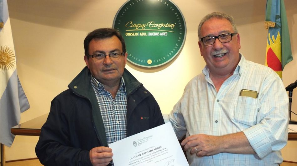 Actual Secretario de Hacienda Cr Omar Norte y el flamante presidente de la Institución Cr Horario Aguilar.