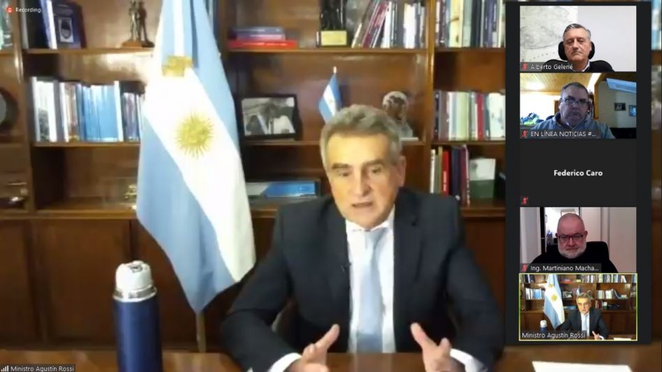 El ministro de Defensa de la Nación, Agustin Rossi disertó ayer por vía Zoom, en el marco del Día del Ingeniero, invitado por el Distrito III del Colegio que agrupa a estos profesionales. 