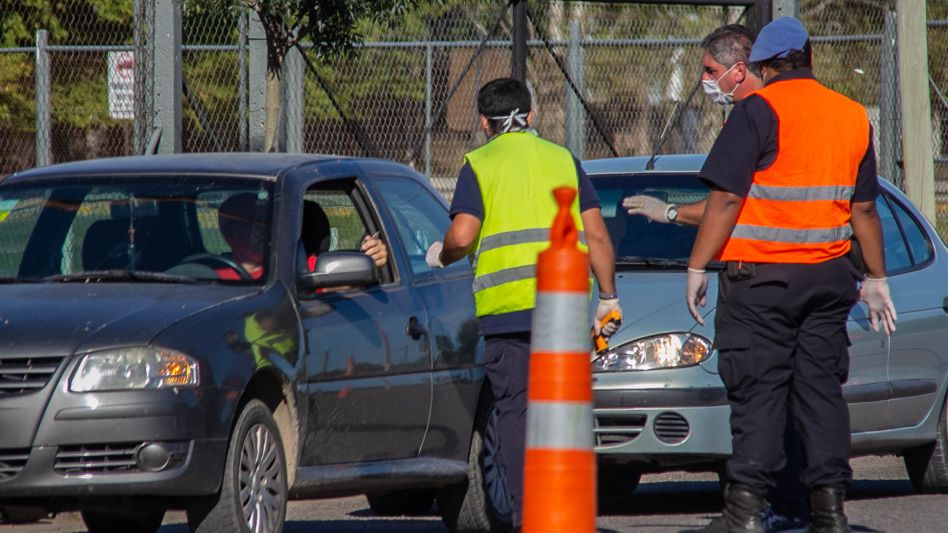 Según un informe elaborado por la provincia la ciudad de Azul estaba en Fase 5, pero retrocedió de fase por los casos que se registraron en las últimas semanas. ANGIE DÍAZ JACQUOT