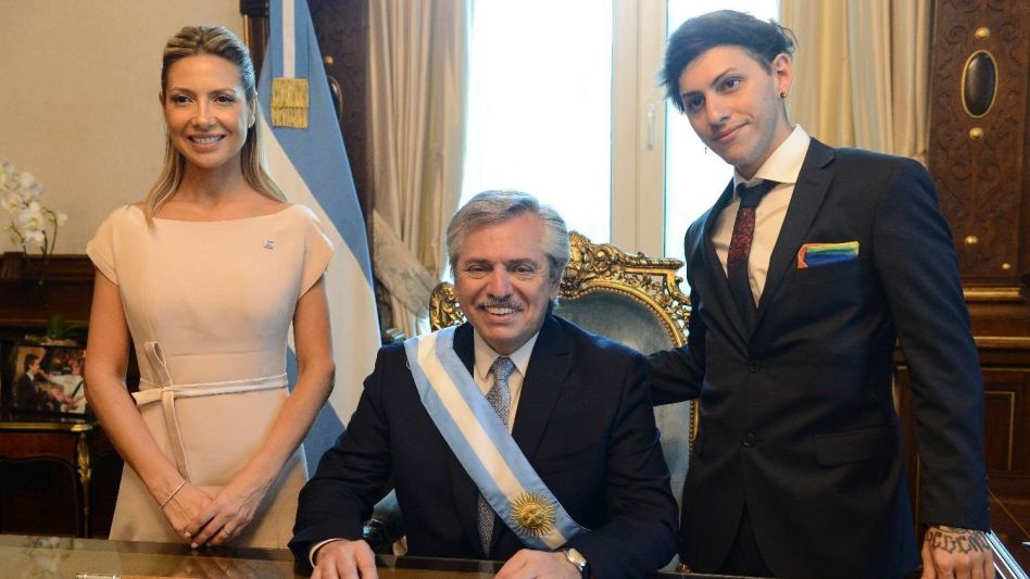 "Ama a quien quieras", el mensaje del presidente en el Día del Orgullo