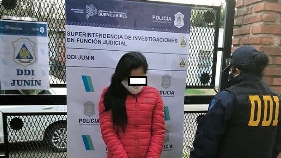 "Sextorsión": detienen a una mujer que pedía dinero para no publicar fotos íntimas de hombres