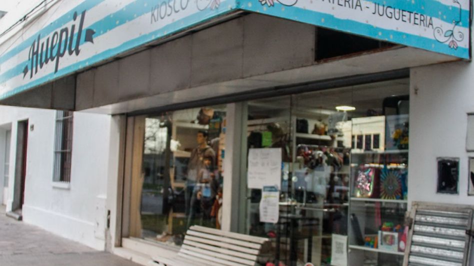 El comercio donde el 11 de junio pasado se produjo este robo. Al acusado de cometer ese hecho ahora le fue dictada la prisión preventiva. ANGIE DÍAZ JACQUOT