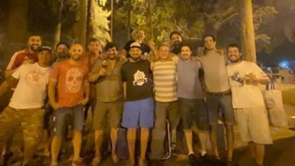 El Club de Cerveceros Artesanales de Azul en una de las reuniones que dio pie a la conformación de la cooperativa. GENTILEZA/JUAN MANUEL BARCIA