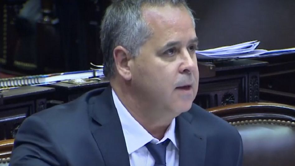 El legislador de Consenso Federal Alejandro ?Topo