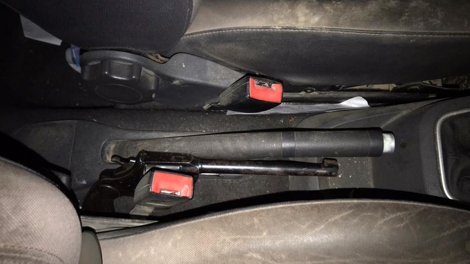 Un revólver calibre 38. Estaba en el rodado que guiaba el imputado cuando fue aprehendido. EPDS AZUL/PBA