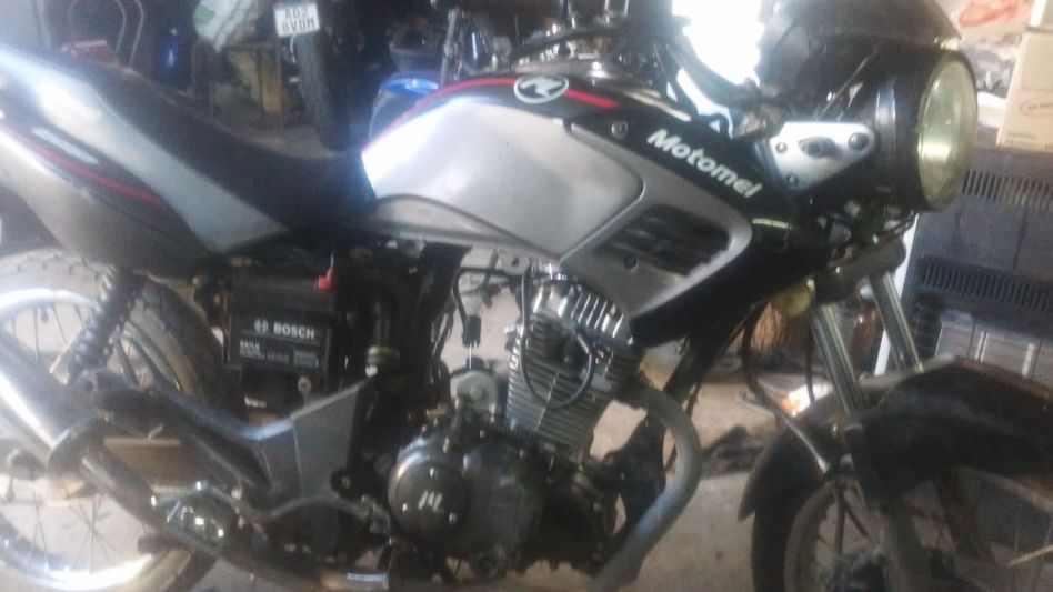 Una motocicleta de 200 cc, uno de los rodados hallados ayer por la Policia. EPDS AZUL/PBA 
