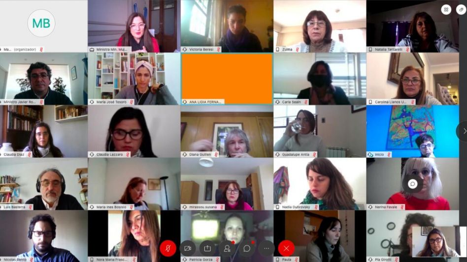 Con la participación de representantes mujeres de diversas entidades intermedias y organizaciones del sector agropecuario se concretó el jueves último la reunión por Zoom que dejó constituida la Prime