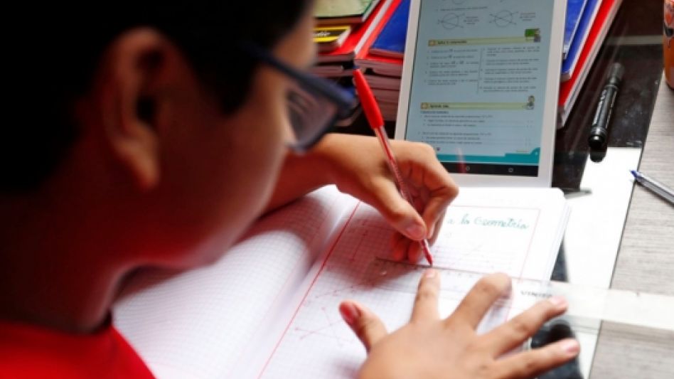 Un encuentro sobre "La educación en y post pandemia: diálogo entre docentes" 