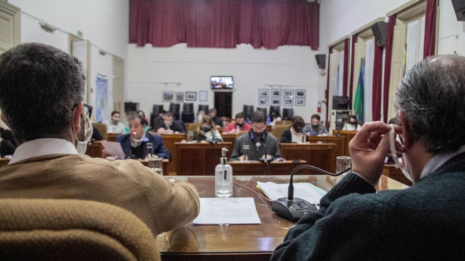 Piden medidas de ayuda económica para las entidades intermedias y un programa de apoyo escolar en los barrios