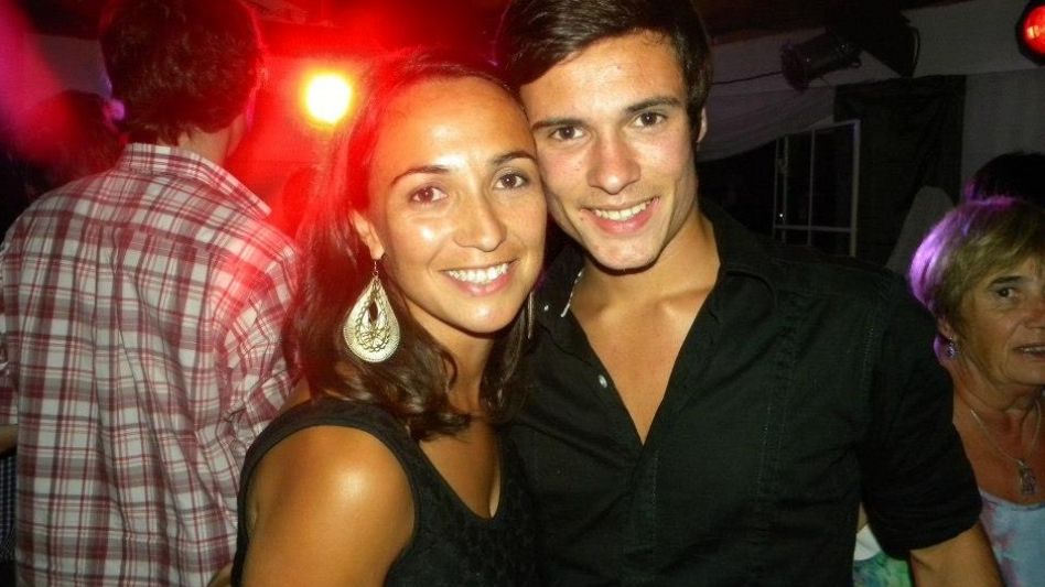 María Marta y Tomás Echegaray. Dos hermanos para la foto, en una imagen que data de años atrás. ?Siempre digo que tuve muchísima conexión con él?, afirmó la abogada.  FOTO: FAMILIA ECHEGARAY