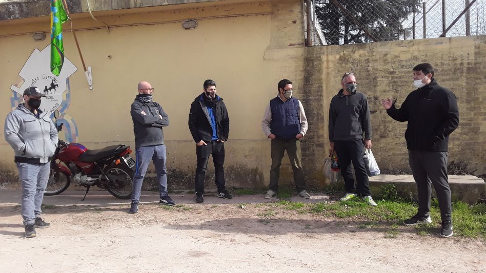 Los trabajadores del Instituto Leopoldo Lugones, reclamaron por mejoras salariales y en lo referente a las condiciones laborales en las que se desempeñan en plena pandemia de COVID-19.