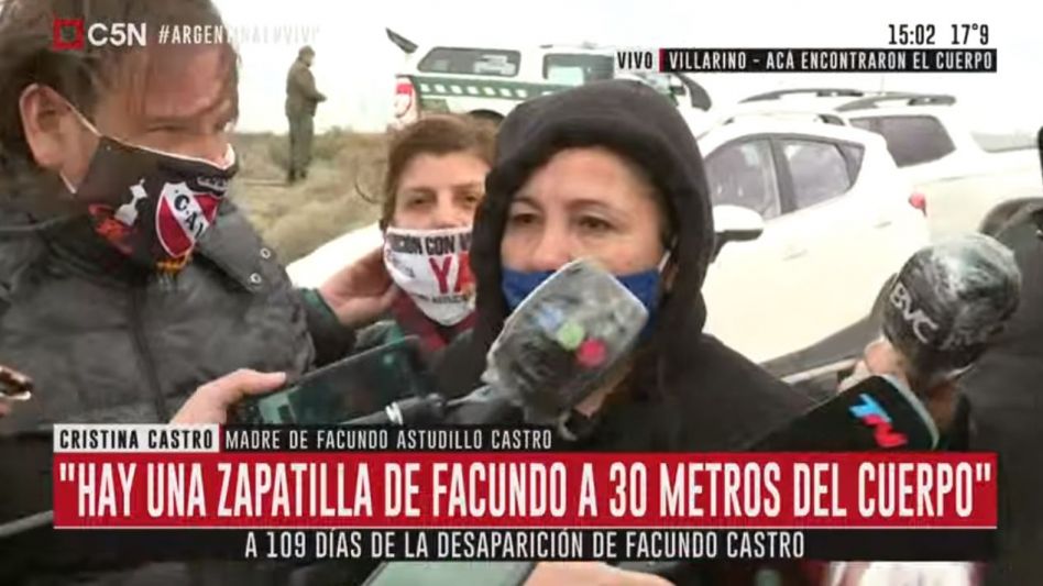 Cristina Castro habló desde el lugar en el que fue hallado el cuerpo, que podría pertenecer a su hijo.