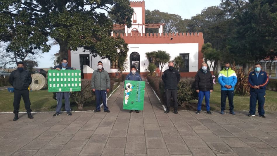 En una cárcel bonaerense crearon y donaron un mapa de Argentina en braille para una escuela especial