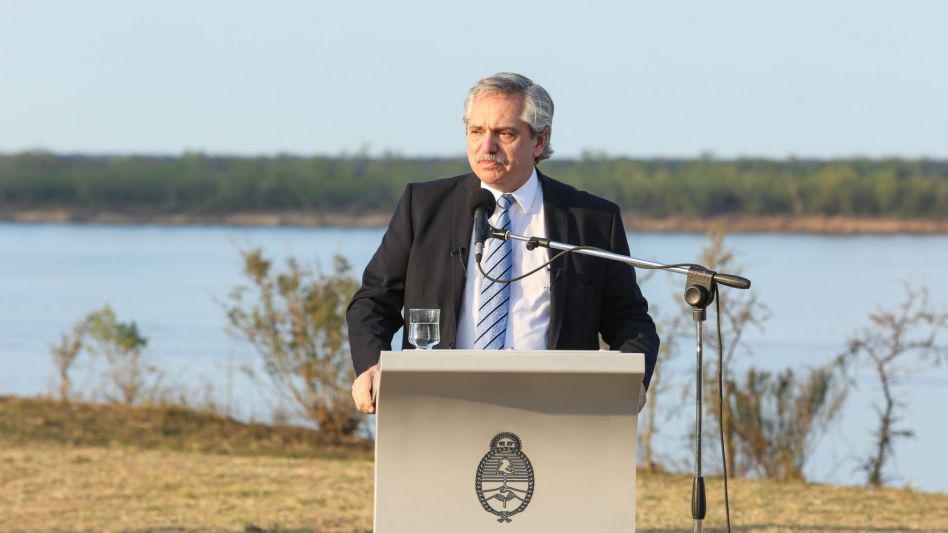 Fernández habilita reuniones de hasta 10 personas pero Provincia analiza no adherir