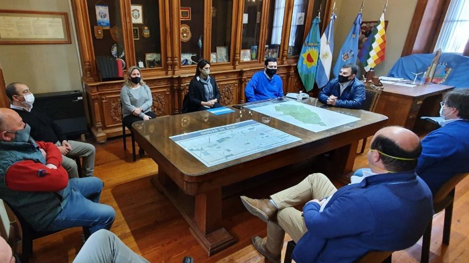 El actual horario comercial continuará por una semana