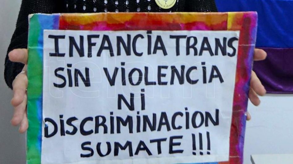 Asistió a un adolescente para modificar su identidad registrada en el DNI   