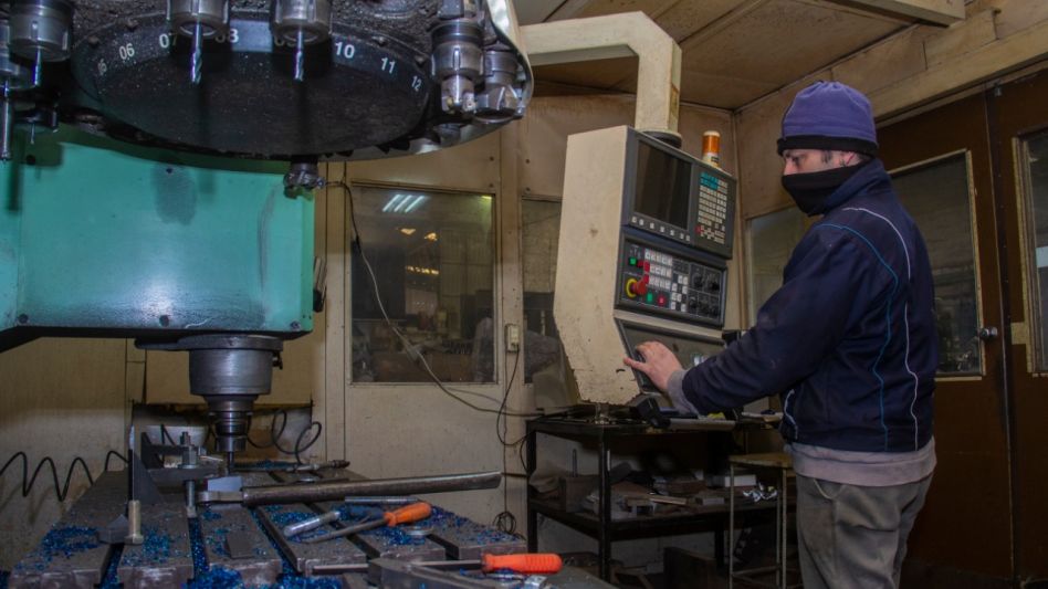 Montajes Industriales S.A. es una empresa que está en continuo crecimiento y buscando incorporar más maquinarias para brindarle más posibilidades a sus clientes.