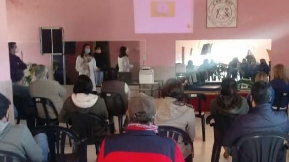 Una charla sobre donación de plasma