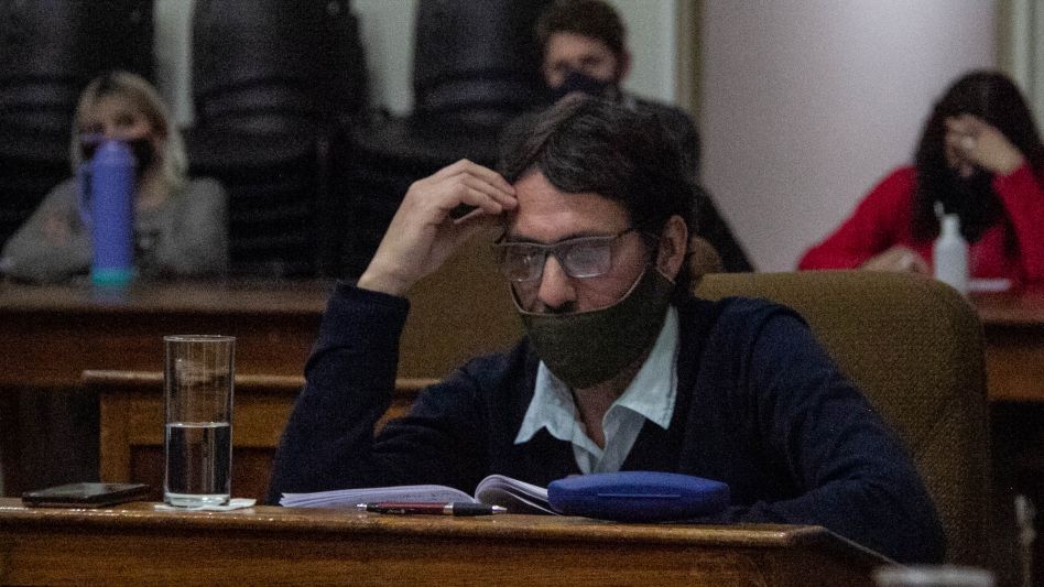 El concejal de Todos Azul, Silvio Santillán, en una de las sesiones ordinarias realizadas este año. ARCHIVO/ANGIE DÍAZ JACQUOT