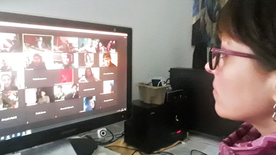Estudiar en pandemia: lo virtual no sustituye al aula presencial   