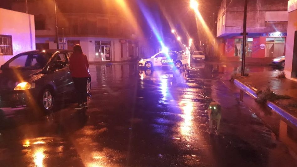 El conductor del rodado menor había resultado con lesiones leves en este accidente, según se informó. FOTOS: CPA/PBA