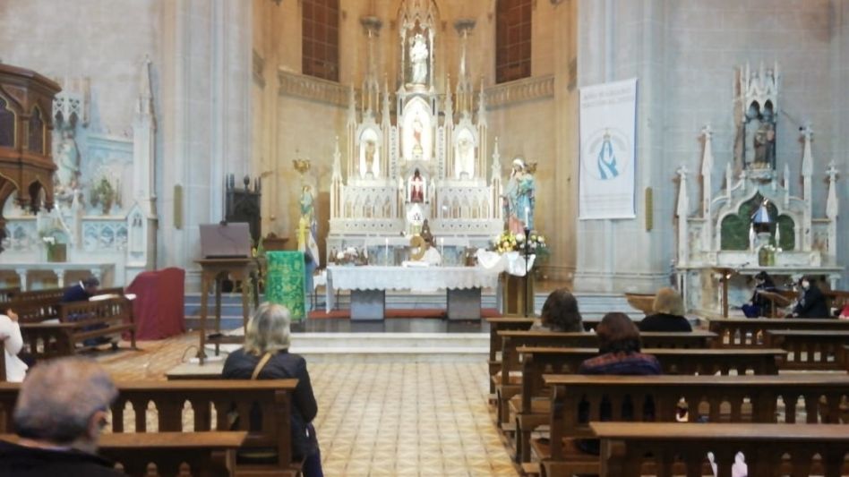 Comenzó la Novena por la patrona de Azul   y hubo misa por el migrante y refugiado