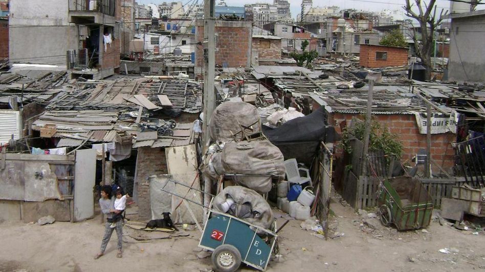 En 2020, 3,5 millones de personas cayeron en la pobreza: hay 18,3 millones en todo el país