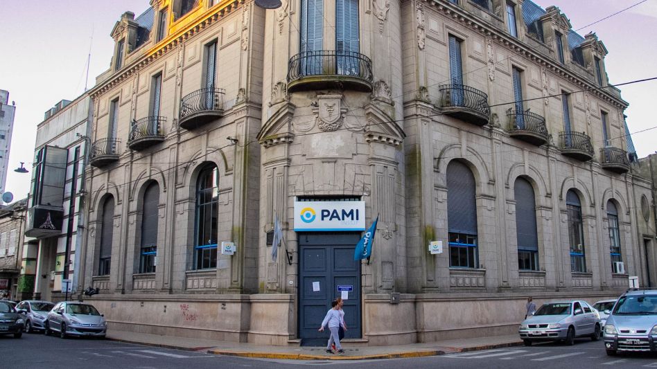 La sede de la UGL XXX de PAMI, cuya sede está ubicada en la esquina de las calles San Martín y De Paula de esta ciudad.  ANGIE DÍAZ JACQUOT