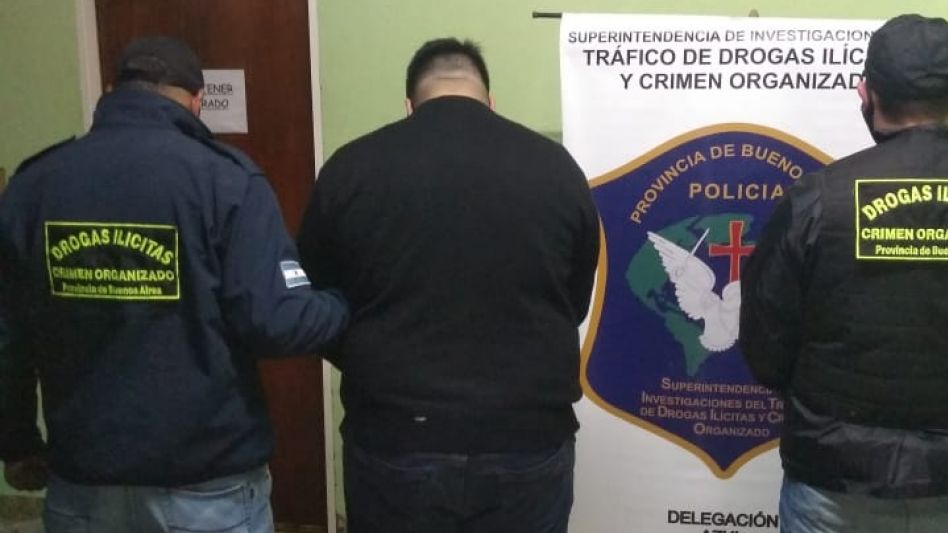 El detenido continuaba alojado en la sede de la división antinarcóticos de Azul. En la resolución donde le fue dictada la medida cautelar se ordenó su traslado a la Unidad 38. DROGAS ILÍCITAS AZUL/PBA