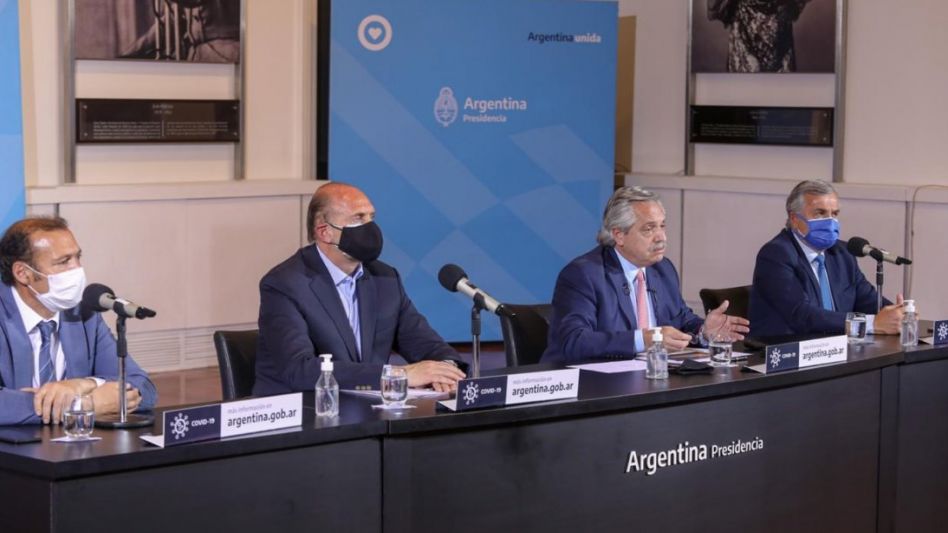 El aislamiento se refuerza en el Interior: "En departamentos de 18 provincias habrá menor circulación por 14 días"