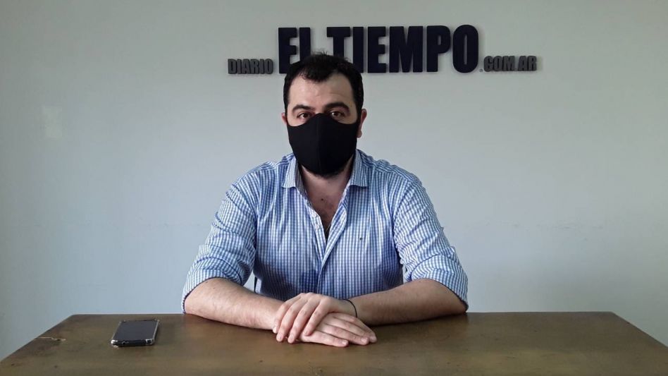 El actual responsable de la oficina local de ANSES, Xavier Cabrera, cuando visitó la redacción de diario EL TIEMPO.