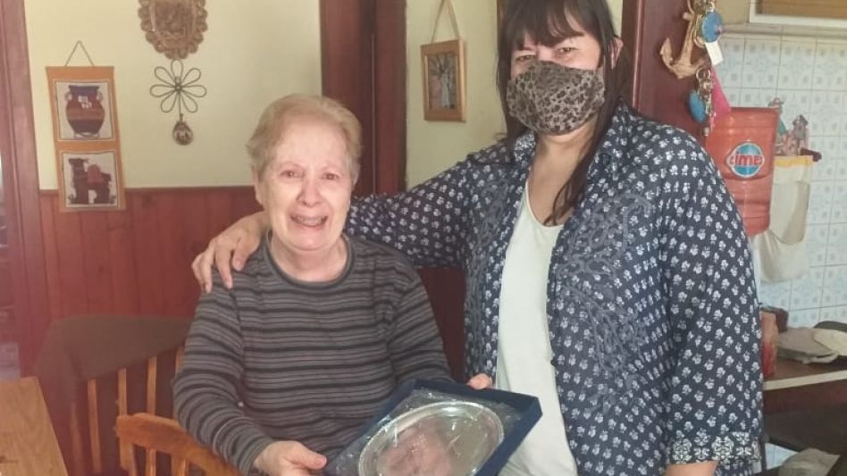 Marta Galicchio con Mónica Andre.