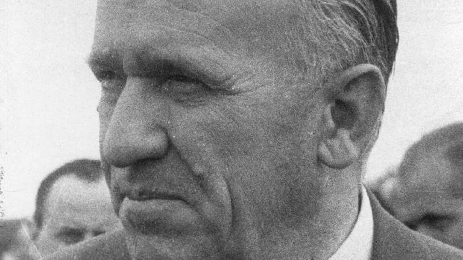 El Dr. Alfredo Prat fue un destacado político de Azul por cuya gestión, entre otras obras, se concretó el que hoy conocemos como 