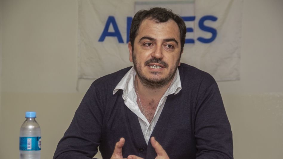 El director de la UDAI Azul de ANSES Xavier Cabrera.