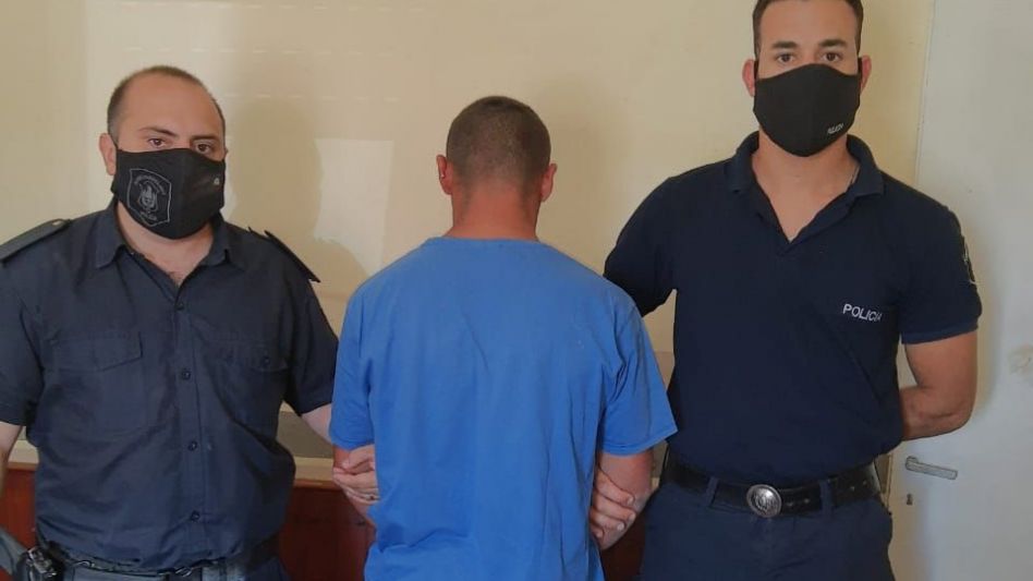 Un joven está acusado de intentos de homicidio cometidos anteayer en perjuicio de dos menores de edad.  DESTACAMENTO BALNEARIO/PBA
