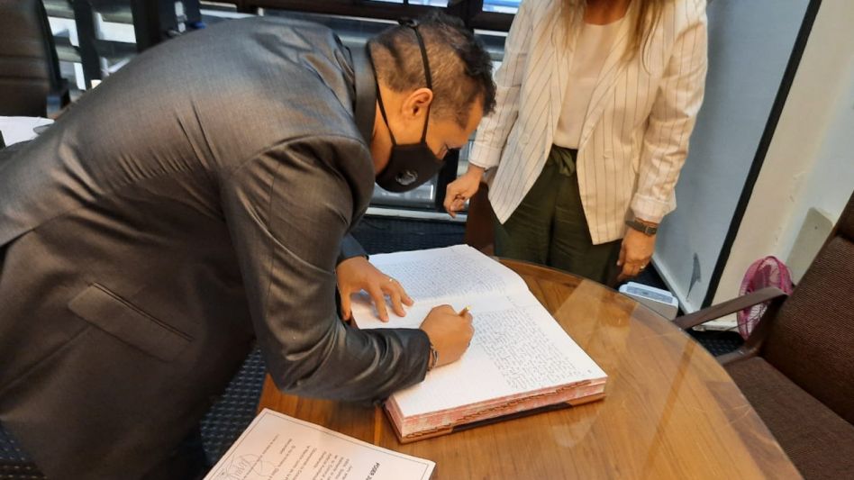 Martín Pizzolo juró este viernes como juez penal en un tribunal del Gran Buenos Aires. FOTOS: EN LÍNEA NOTICIAS/OLAVARRÍA