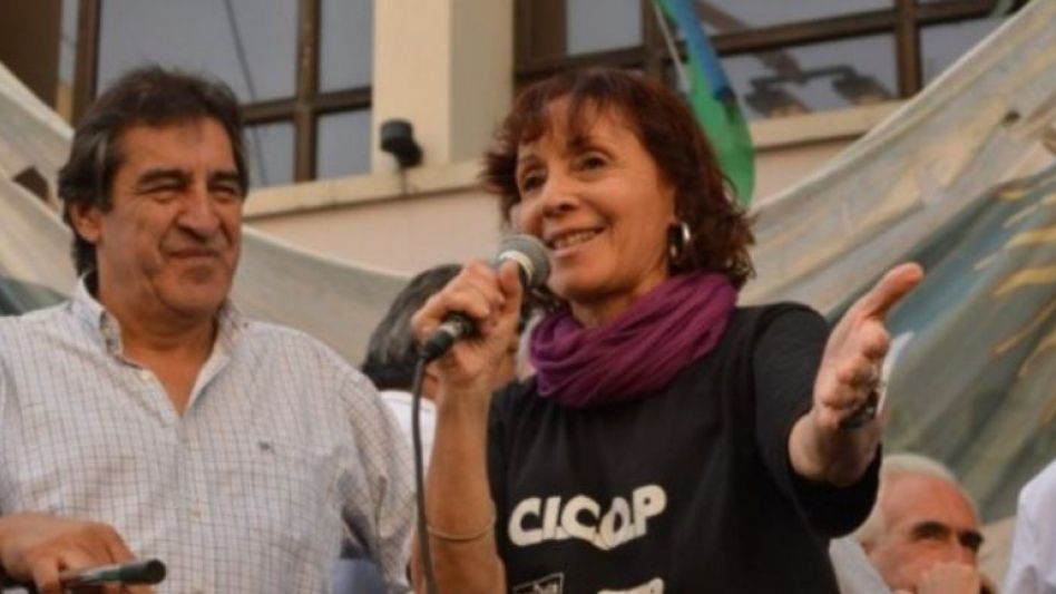 "El gobierno, con su falta de respeto, su falta de convocatoria y su destrato nos ha llevado a esta medida de fuerza"